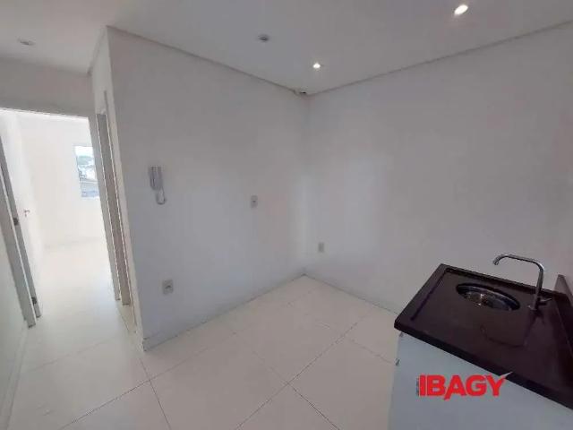 Apartamento aluguel em Região Geográfica Imediata de Florianópolis, Desterro