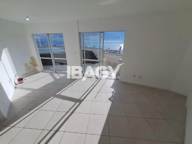 Apartamento aluguel em Capoeiras, Florianópolis