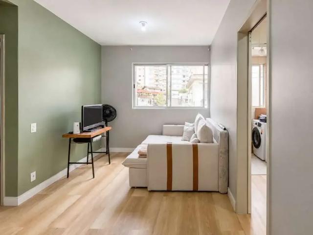 Apartamento aluguel em Região Geográfica Imediata de Florianópolis, Desterro