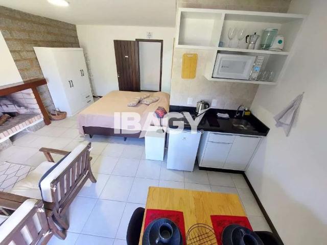 Apartamento aluguel em Carvoeira, Florianópolis