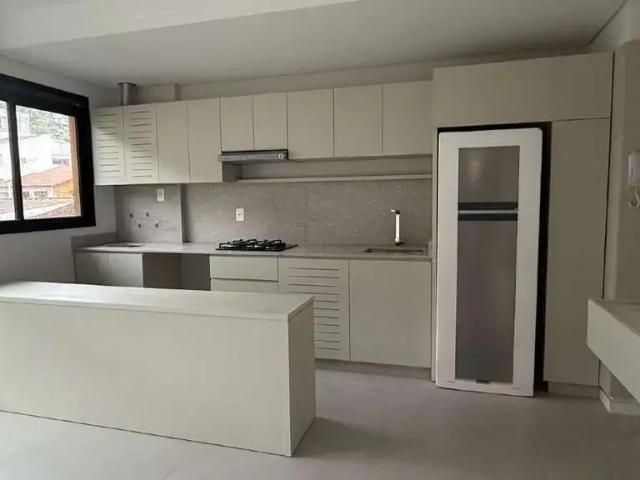 Apartamento aluguel em Região Geográfica Imediata de Florianópolis, Desterro