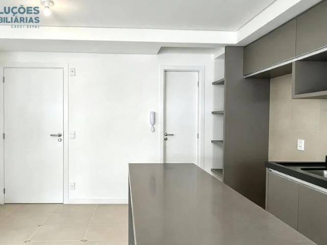 Apartamento aluguel em Morro da Cruz, Florianópolis