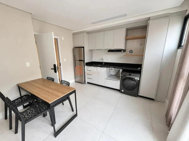 Apartamento aluguel em Morro da Cruz, Florianópolis