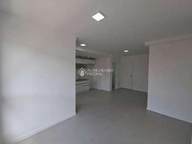 Apartamento aluguel em Região Geográfica Imediata de Florianópolis, Desterro