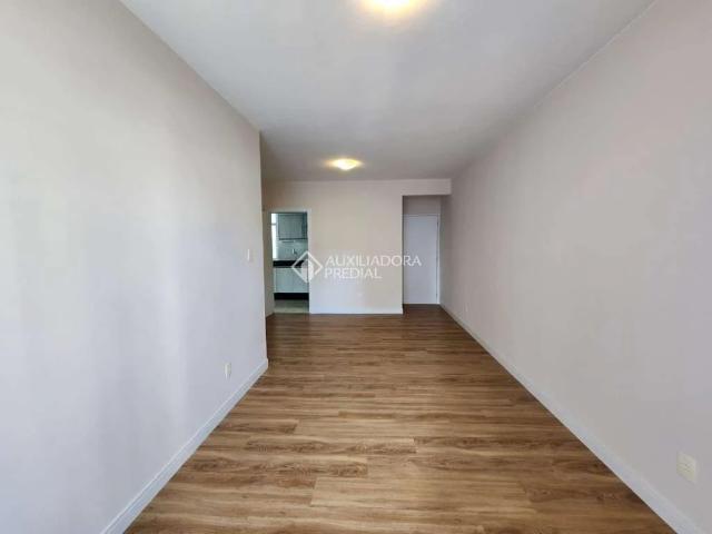 Apartamento aluguel em Região Geográfica Imediata de Florianópolis, Desterro