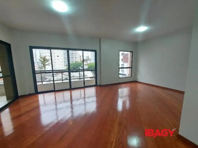 Apartamento aluguel em Região Geográfica Imediata de Florianópolis, Desterro