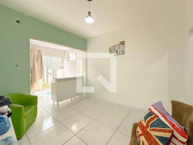 Apartamento aluguel em Ingleses do Rio Vermelho, Florianópolis