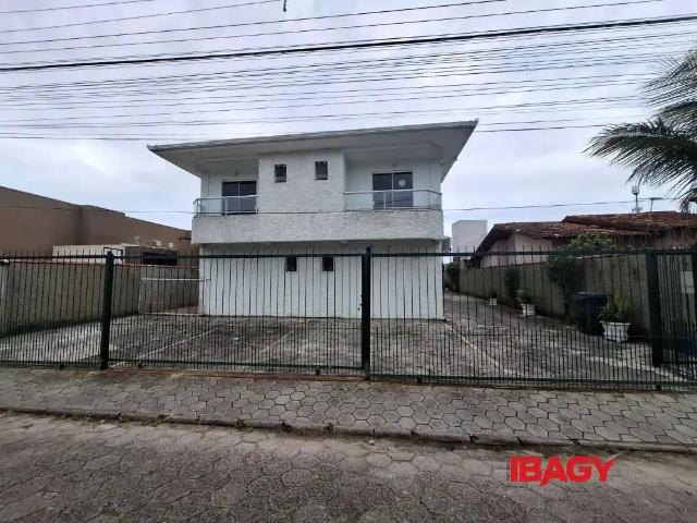 Apartamento aluguel em Região Geográfica Imediata de Florianópolis, Desterro