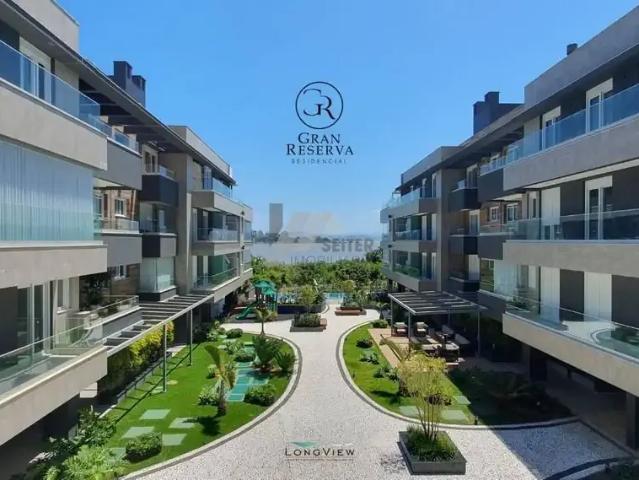 Apartamento aluguel em Região Geográfica Imediata de Florianópolis, Desterro
