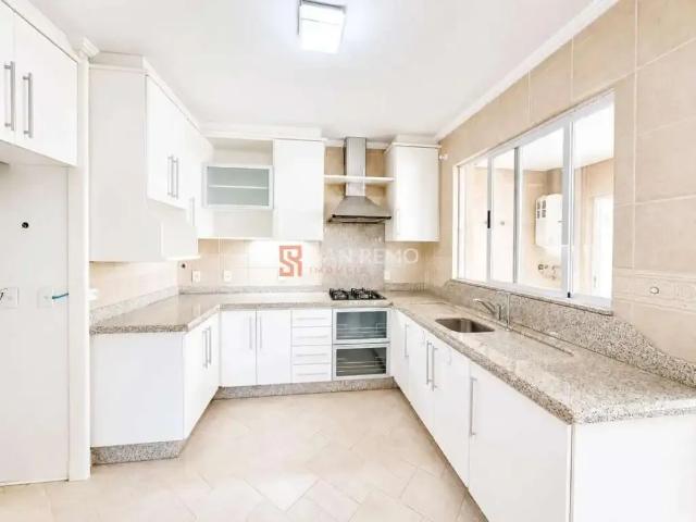 Apartamento aluguel em Região Geográfica Imediata de Florianópolis, Desterro