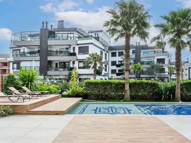 Apartamento aluguel em Região Geográfica Imediata de Florianópolis, Desterro