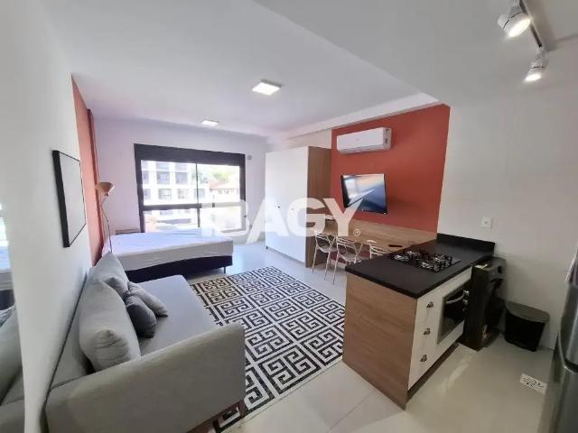 Apartamento aluguel em Região Geográfica Imediata de Florianópolis, Desterro