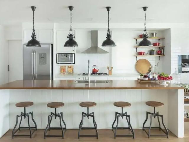 Apartamento aluguel em Região Geográfica Imediata de Florianópolis, Desterro