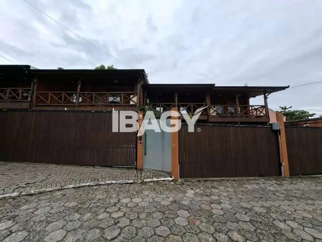Apartamento aluguel em Região Geográfica Imediata de Florianópolis, Desterro