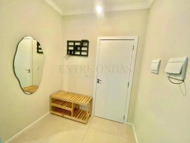 Apartamento aluguel em Alto Ribeirão Leste, Florianópolis