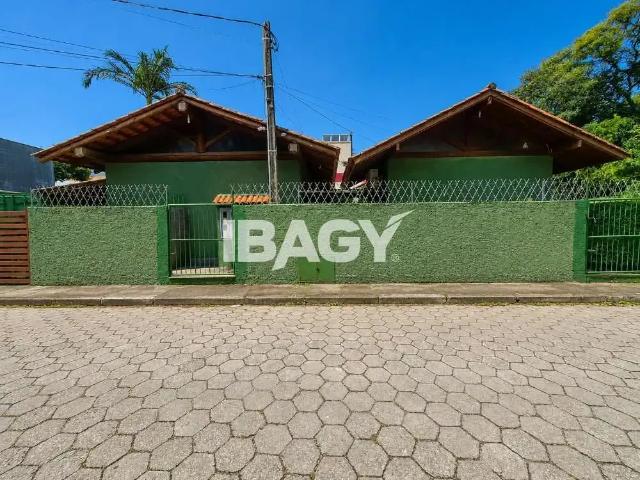 Apartamento aluguel em Região Geográfica Imediata de Florianópolis, Desterro
