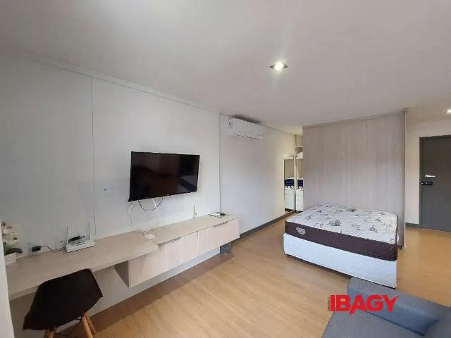 Apartamento aluguel em Região Geográfica Imediata de Florianópolis, Desterro