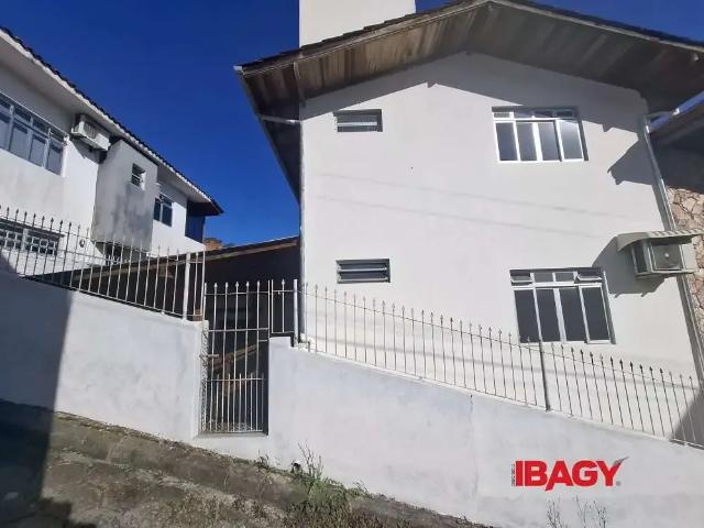 Apartamento aluguel em Região Geográfica Imediata de Florianópolis, Desterro