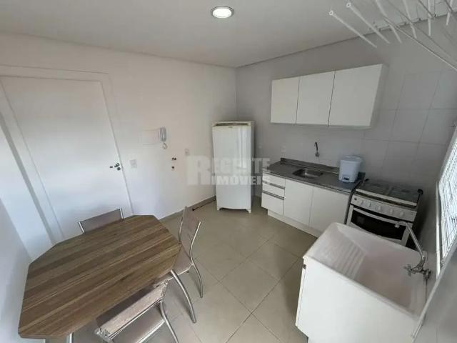 Apartamento aluguel em Região Geográfica Imediata de Florianópolis, Desterro