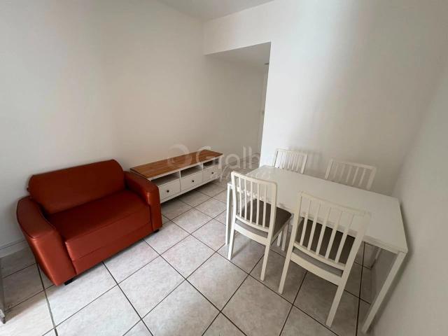 Apartamento aluguel em Trindade Norte, Florianópolis
