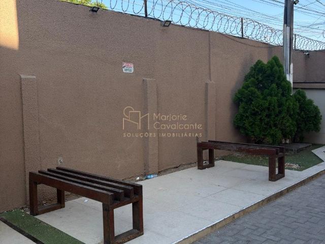 Apartamento aluguel em Carlito Pamplona, Fortaleza