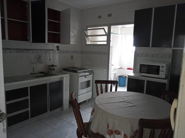 Apartamento aluguel em Região Imediata de Santos, Região Metropolitana da Baixada Santista