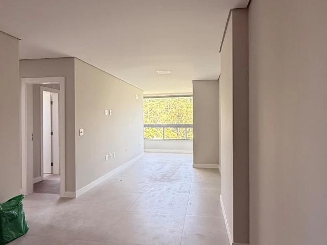 Apartamento aluguel em Núcleo Habitacional Lebon Régis, Itajaí