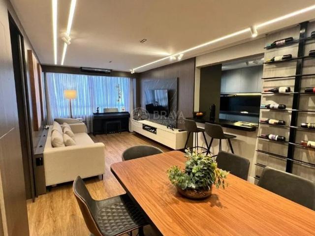 Apartamento aluguel em Centro, Itajaí