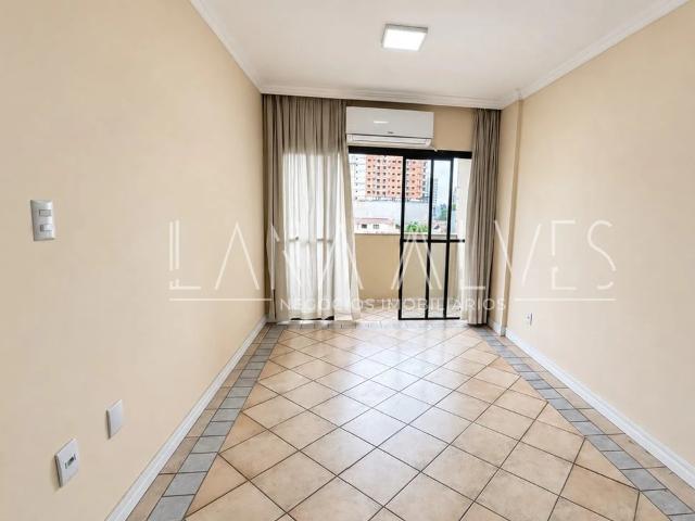 Apartamento aluguel em Centro, Itajaí