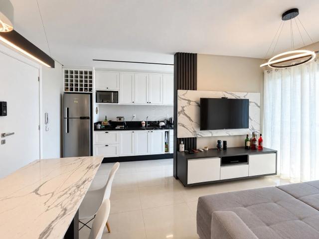 Apartamento aluguel em Ariribá, Itajaí