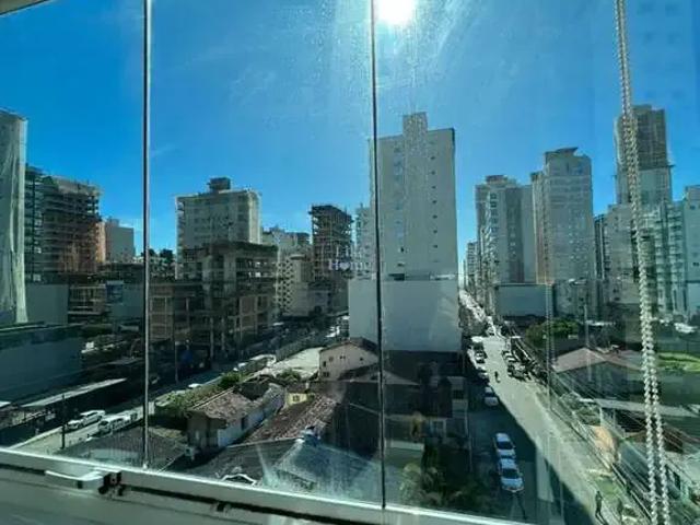 Apartamento aluguel em Meia Praia, Itapema