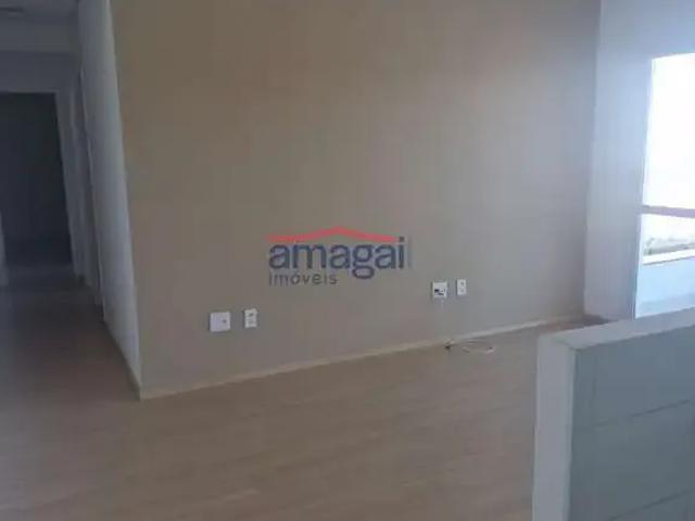 Apartamento aluguel em Região Imediata de São José dos Campos, Região Metropolitana do Vale do Paraíba e Litoral Norte