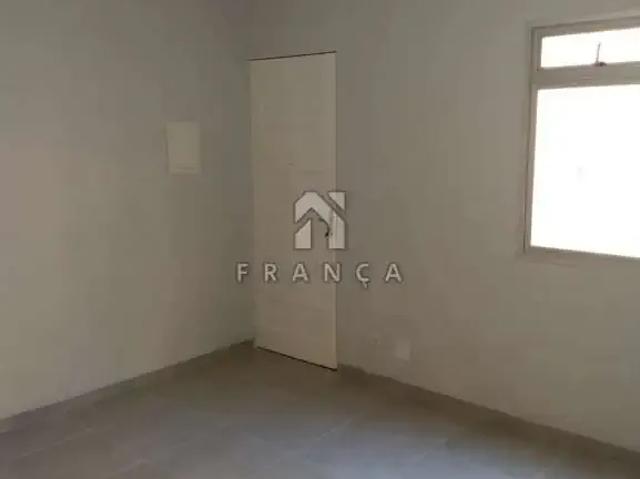 Apartamento aluguel em Região Imediata de São José dos Campos, Região Metropolitana do Vale do Paraíba e Litoral Norte