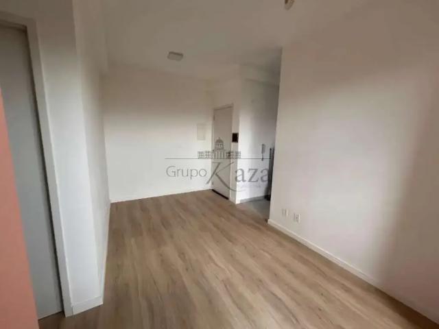 Apartamento aluguel em Região Imediata de São José dos Campos, Região Metropolitana do Vale do Paraíba e Litoral Norte