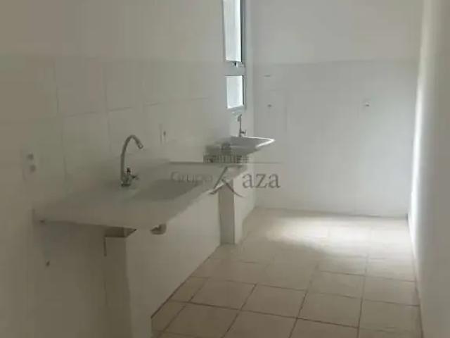 Apartamento aluguel em Região Imediata de São José dos Campos, Região Metropolitana do Vale do Paraíba e Litoral Norte