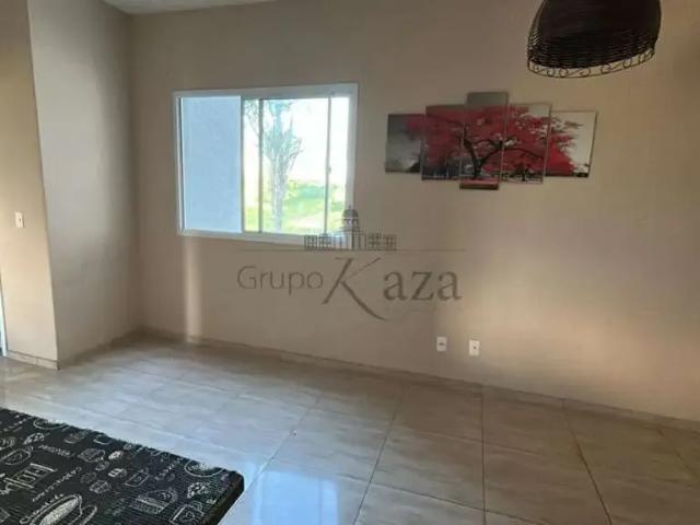 Apartamento aluguel em Região Imediata de São José dos Campos, Região Metropolitana do Vale do Paraíba e Litoral Norte