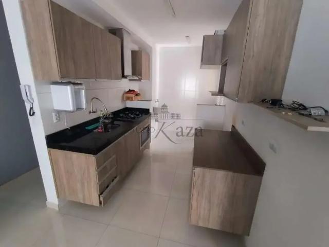Apartamento aluguel em Região Imediata de São José dos Campos, Região Metropolitana do Vale do Paraíba e Litoral Norte