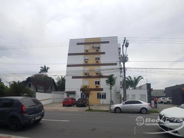 Apartamento aluguel em Bucarein, Joinville