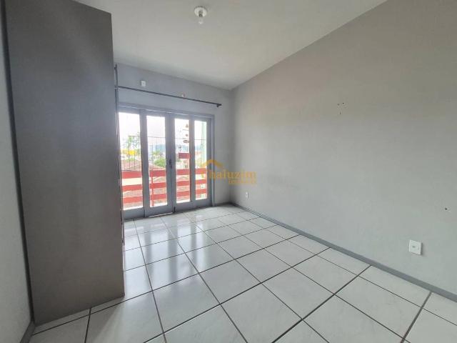 Apartamento aluguel em Bucarein, Joinville