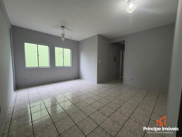 Apartamento aluguel em Iririú, Joinville