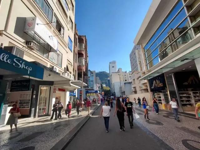 Apartamento aluguel em Região Geográfica Imediata de Juiz de Fora, Juiz de Fora
