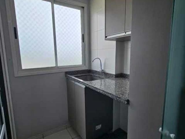 Apartamento aluguel em Tucanos, Londrina
