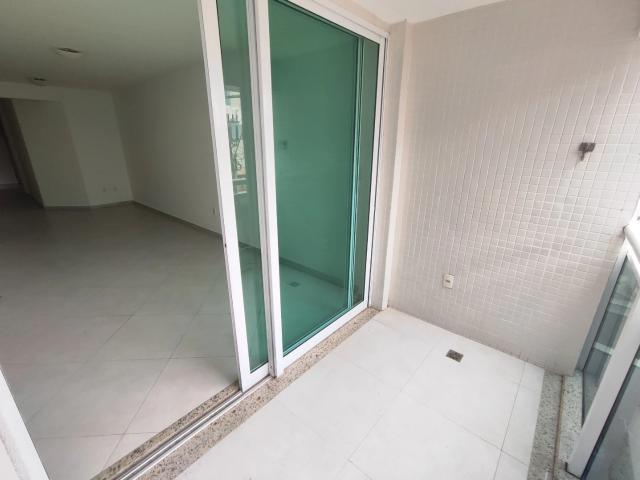 Apartamento aluguel em Macaé, Região Geográfica Intermediária de Macaé-Rio das Ostras-Cabo Frio