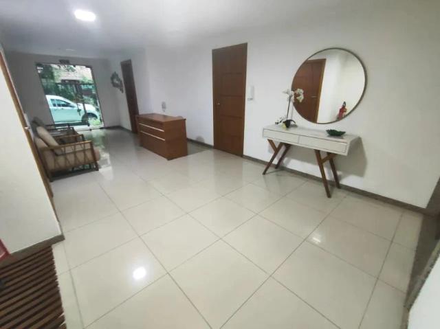 Apartamento aluguel em Região Geográfica Imediata de Macaé-Rio das Ostras, Macaé