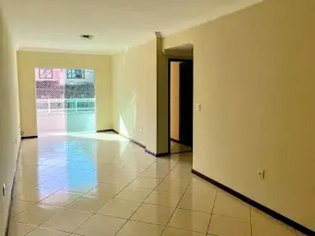 Apartamento aluguel em Região Geográfica Imediata de Macaé-Rio das Ostras, Macaé