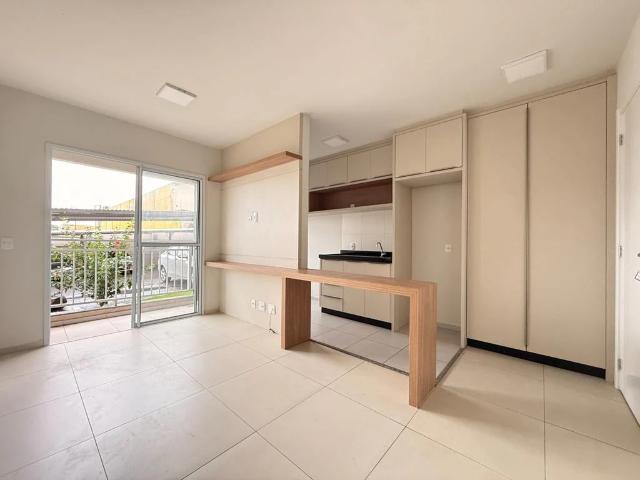 Apartamento aluguel em Campo Mourão, Região Geográfica Intermediária de Maringá