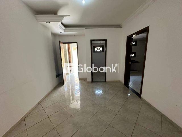 Apartamento aluguel em Montes Claros, Região Geográfica Intermediária de Montes Claros