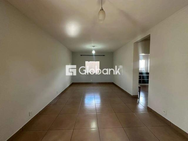 Apartamento aluguel em Montes Claros, Região Geográfica Intermediária de Montes Claros