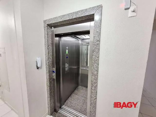 Apartamento aluguel em Barra do Aririú, Palhoça