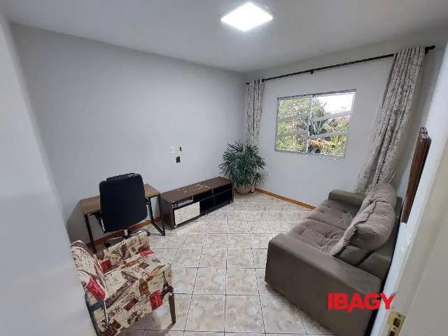 Apartamento aluguel em Região Geográfica Imediata de Florianópolis, Palhoça